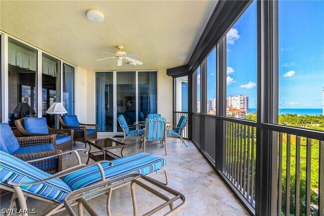 Building Photo - 8787 Bay Colony Dr