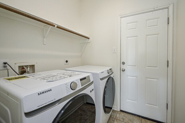 Building Photo - 4922 Kale Garden Ct