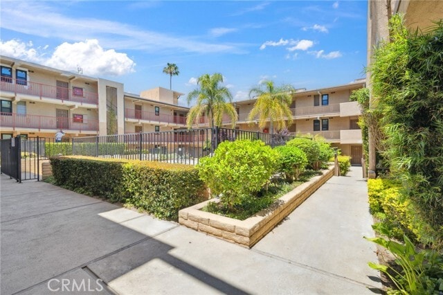 Building Photo - 17000 Burbank Blvd