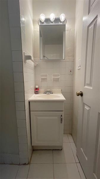 Building Photo - 1519 NW 12th Ct