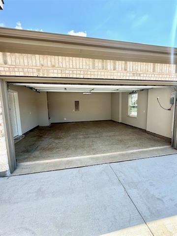 Building Photo - 303 Libby Ln