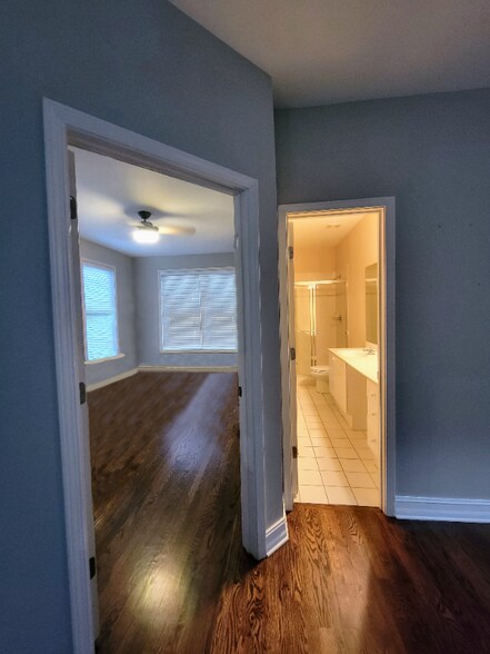 Building Photo - 2227 Wayside Dr