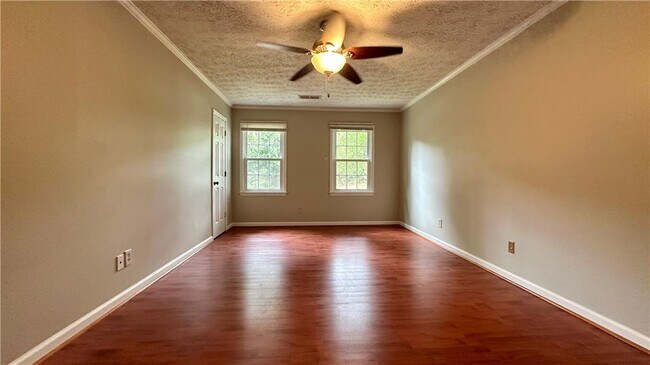 Building Photo - 1645 Bill Murdock Rd