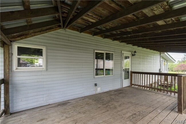 Building Photo - 124 Haven St