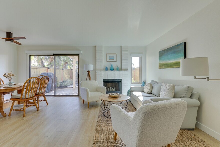 Building Photo - 6908 Peachtree Rd