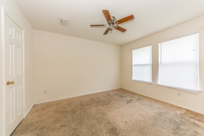 Building Photo - 2905 Frontier Ln