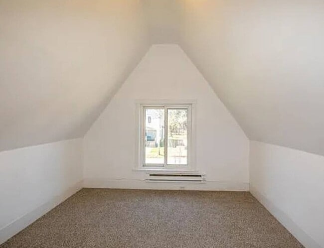Building Photo - Newly Renovated 4BR/1BA Single-Family Home with Garage – Cleveland