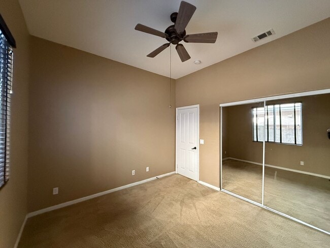 Building Photo - Centrally Located Single Story Home in Traditions