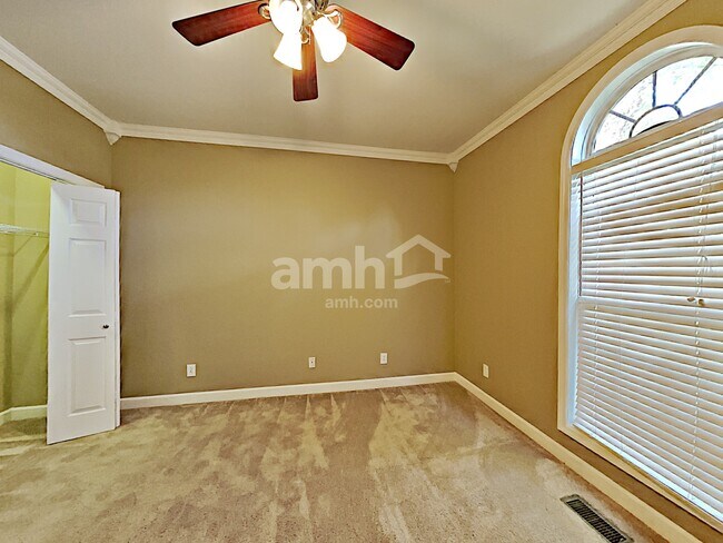 Building Photo - 600 O Hara Cove