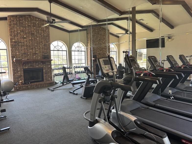 fitness room - 11011 N 92nd St