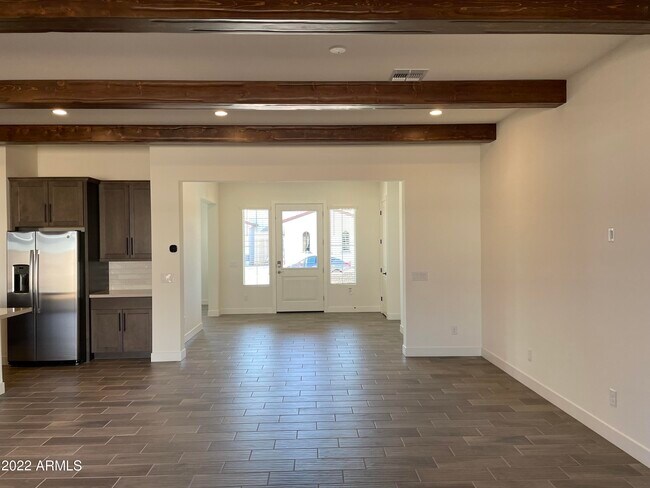 Building Photo - 17250 W Edinburg St