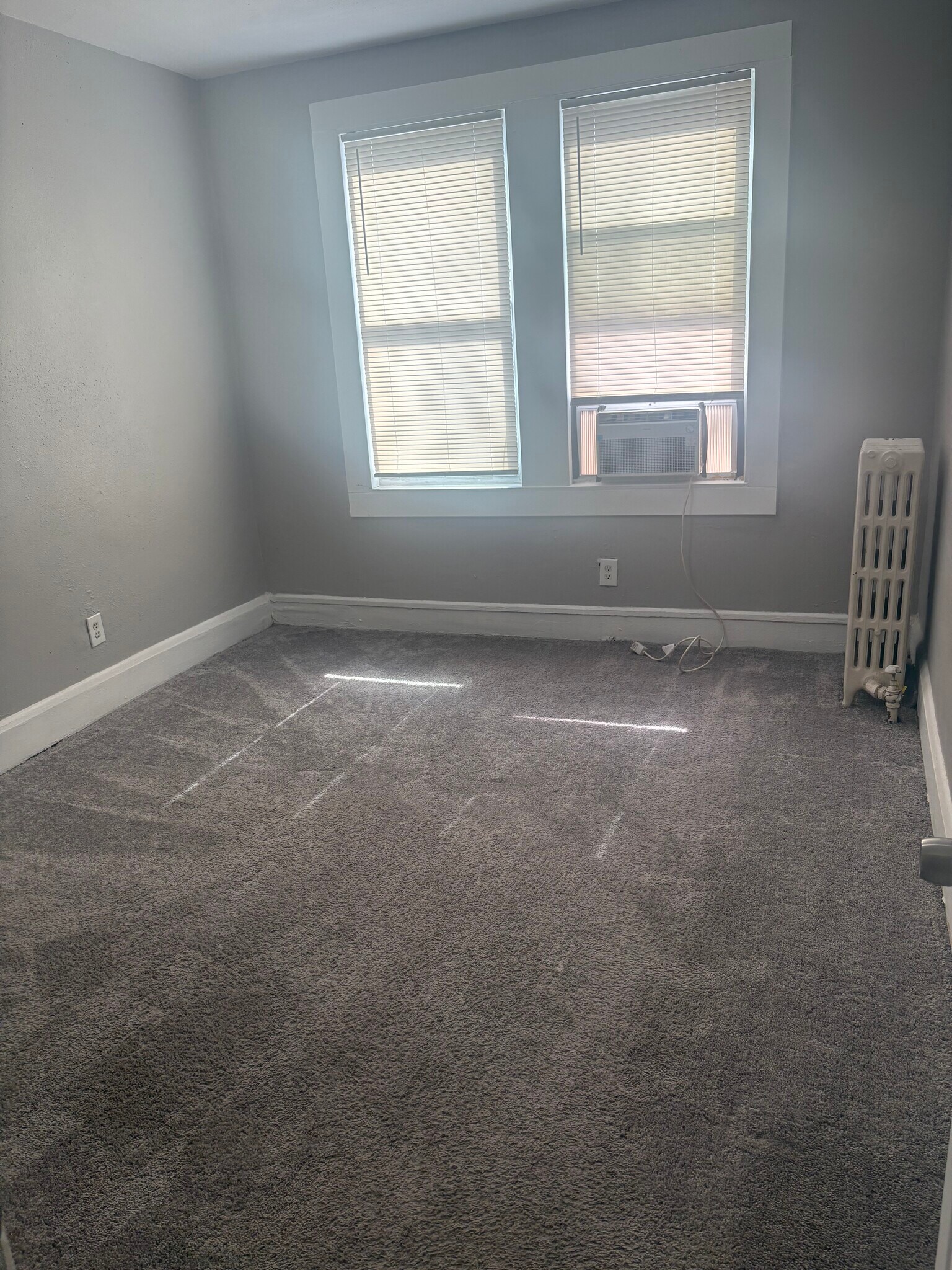 Building Photo - 3309 Presstman St