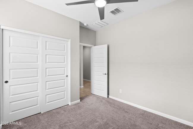 Building Photo - 3236 Juniper Cyn Dr