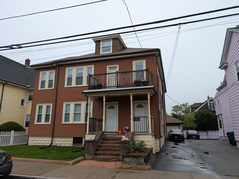 Primary Photo - 49 Adams St