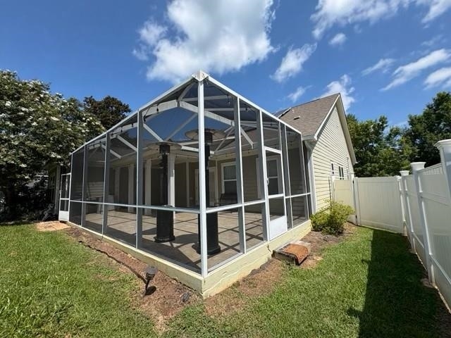 Building Photo - 3251 Carollton Dr