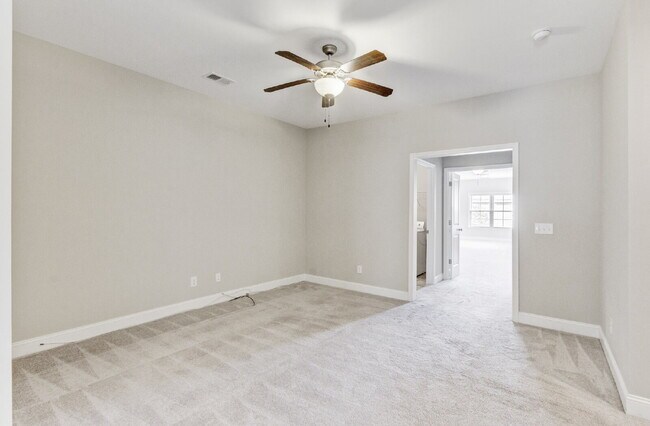 Building Photo - 2005 Kings Gate Ln