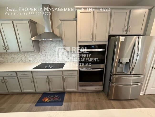 Building Photo - 2385 Dukes Hollow Ct