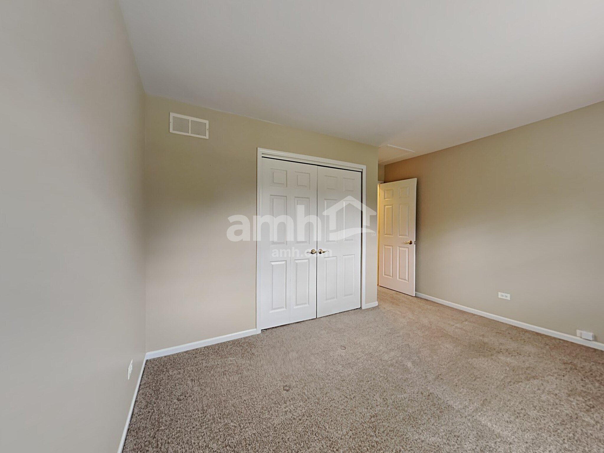 Building Photo - 3415 Turnberry Dr