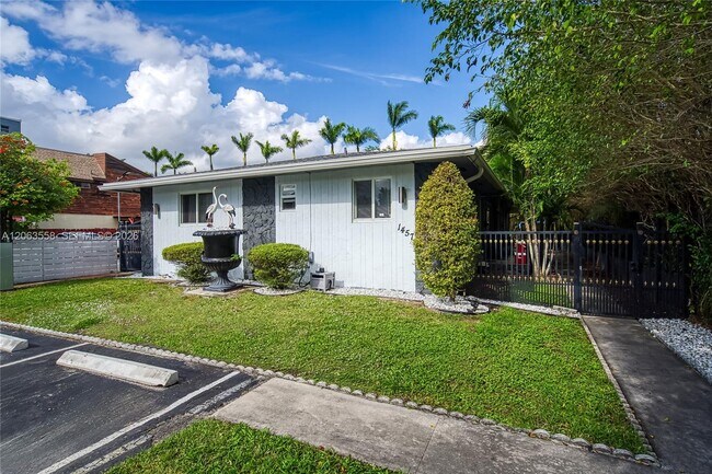 Building Photo - 1457 Atlantic Shores Blvd