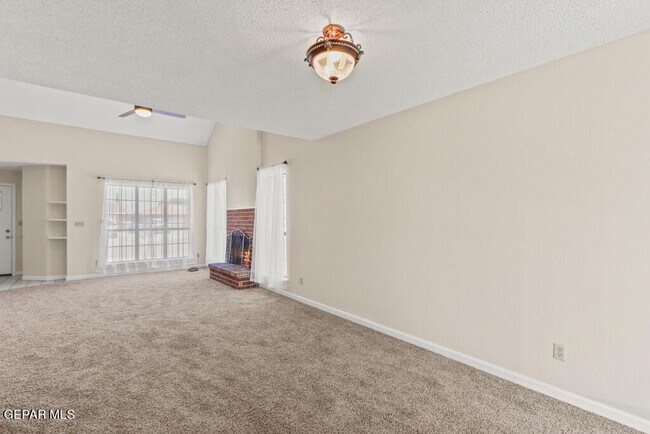 Building Photo - 1861 Sonoma Pl