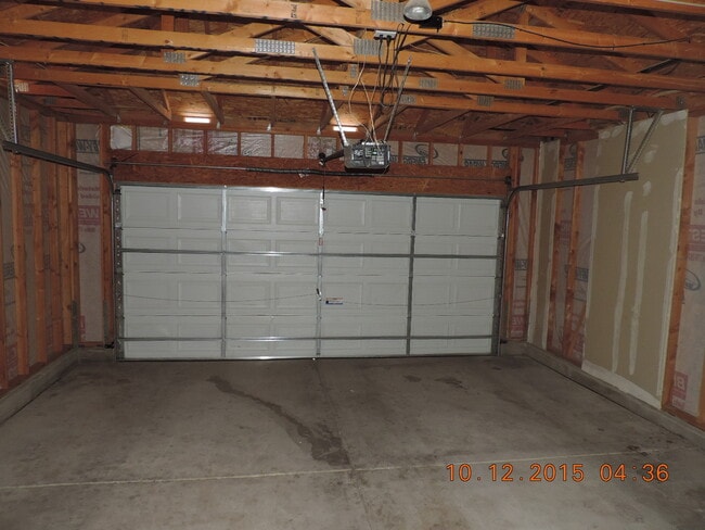 Building Photo - 3 Bedroom, 2 bath home for rent, $1800 per month with a $1900 Sec Dep