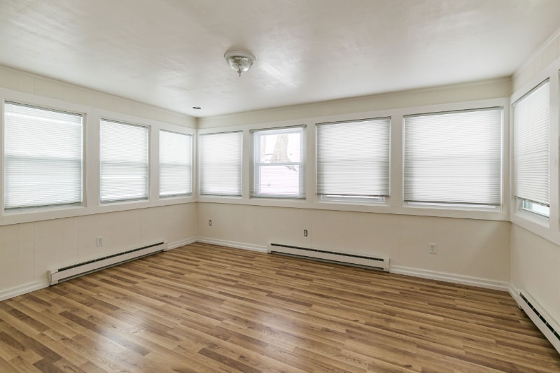 Building Photo - 605 Crawford Ave