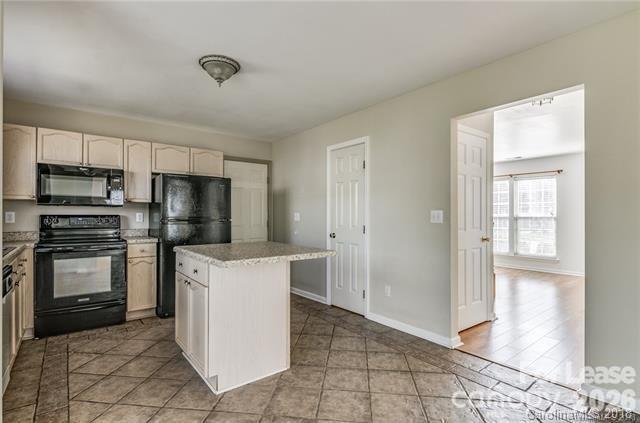 Building Photo - 12624 Cardinal Woods Dr