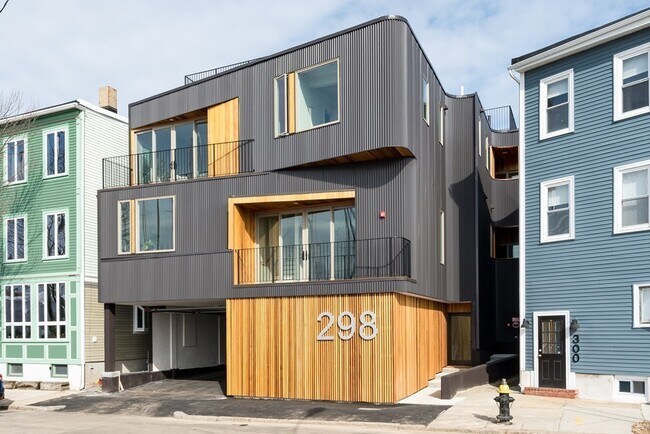 Building Photo - 298 Marginal St
