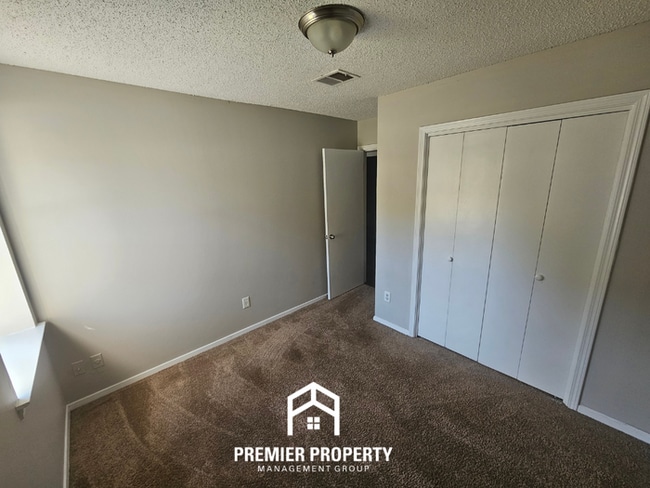 Building Photo - 3963 Timber Trail