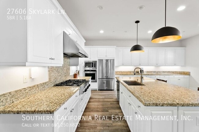 Building Photo - 27606 Skylark Ln