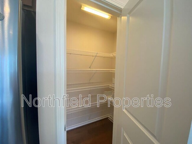 Building Photo - 3421 31st Dr