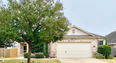 Building Photo - 17518 Stamford Oaks Dr