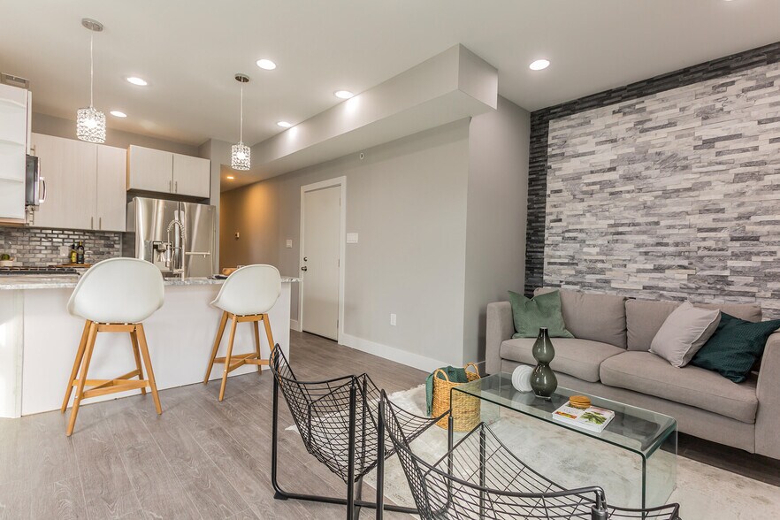 Building Photo - 1321 N 19th St