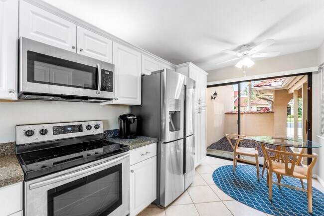 Building Photo - 816 Windermere Way