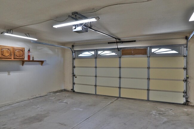 Building Photo - 54015 Avenida Juarez