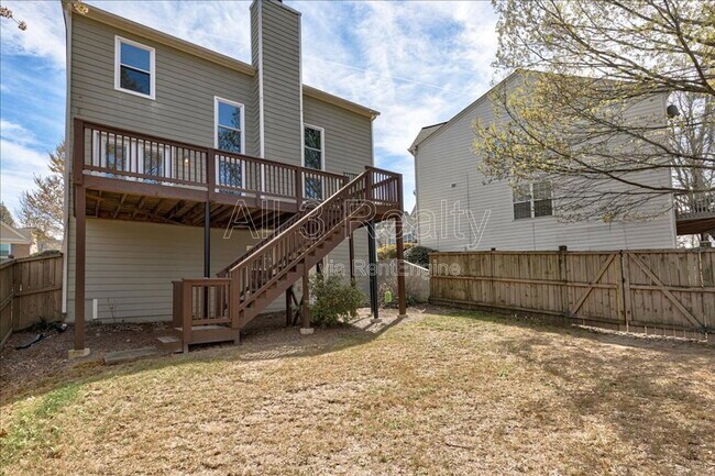 Building Photo - 2540 Alvecot Cir SE