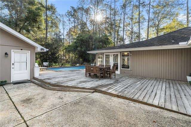 Building Photo - 104 Big Pine Dr