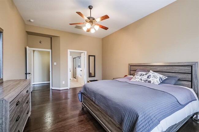 Building Photo - 28806 Crested Butte Dr