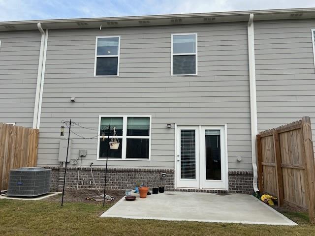Building Photo - 2213 Blue Monarch Dr
