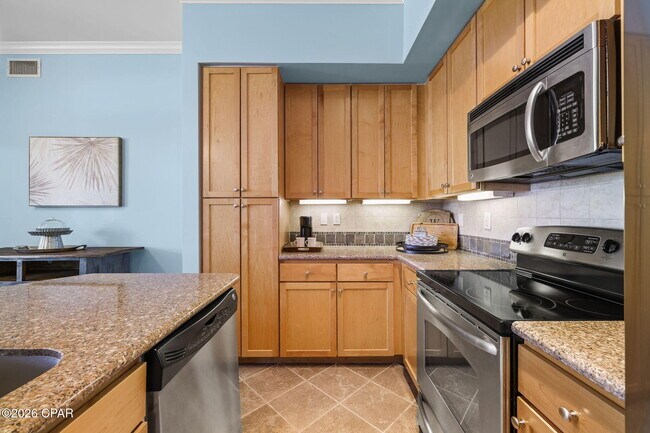 Building Photo - 8700 Front Beach Rd