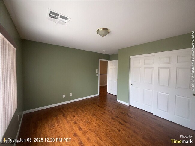 Building Photo - 10959 Turlington Ln