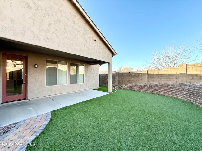 Building Photo - 1216 Brentwood Way