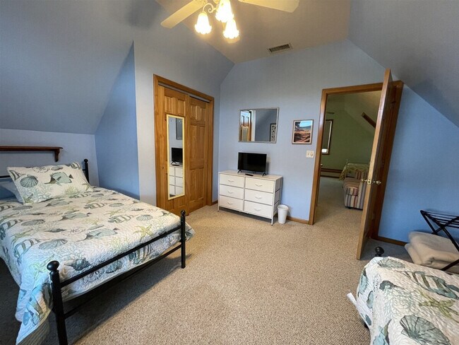 Building Photo - 50085 Timber Trail