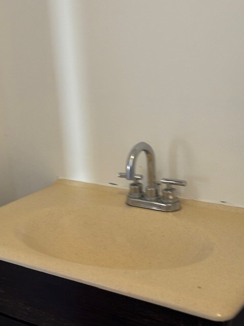 Building Photo - 1500 E 73rd St