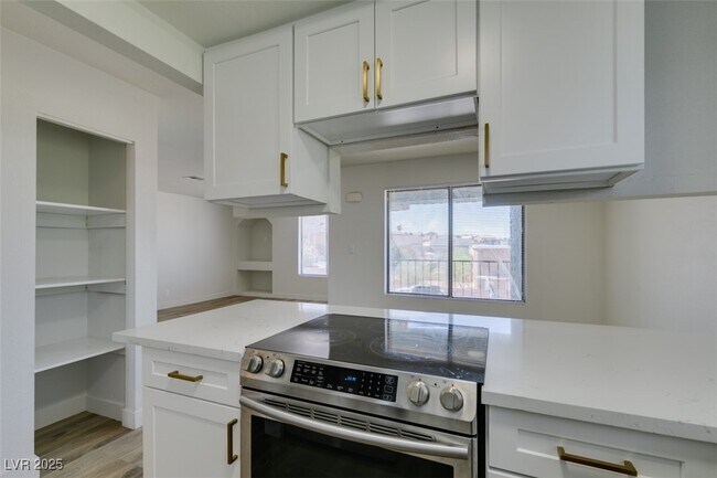 Building Photo - 6932 Kilgore Dr