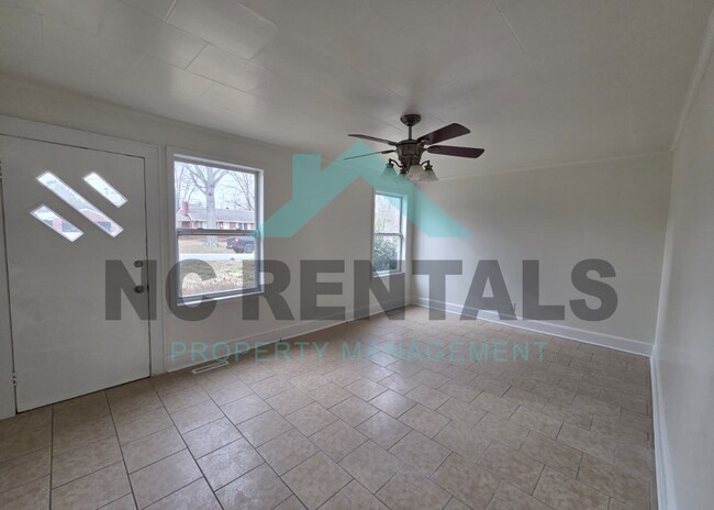 Building Photo - 312 Walter Chambers St