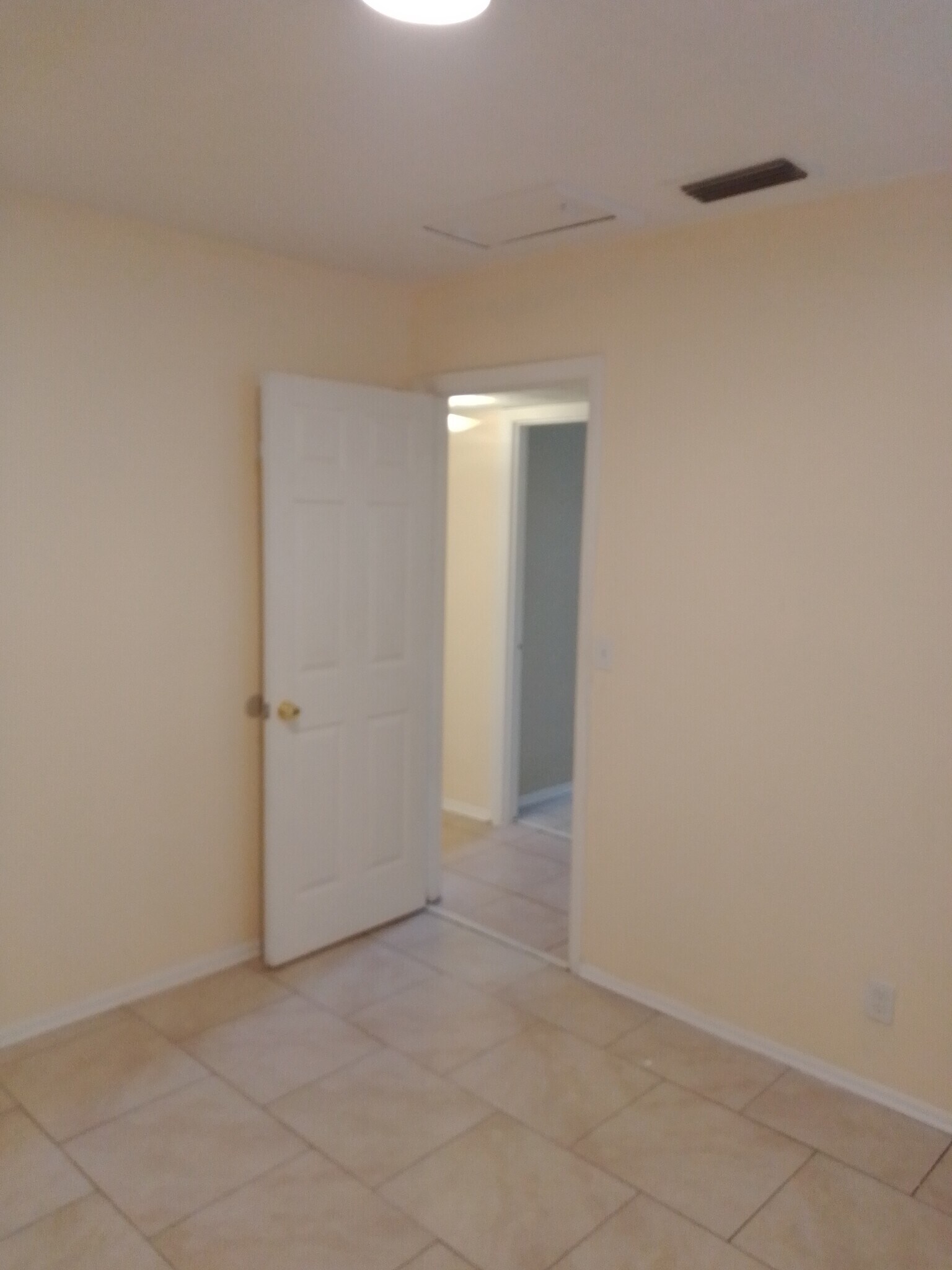 Building Photo - 2537 Chris Ct