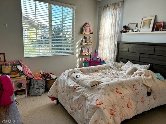 Building Photo - 631 S Brampton Ave