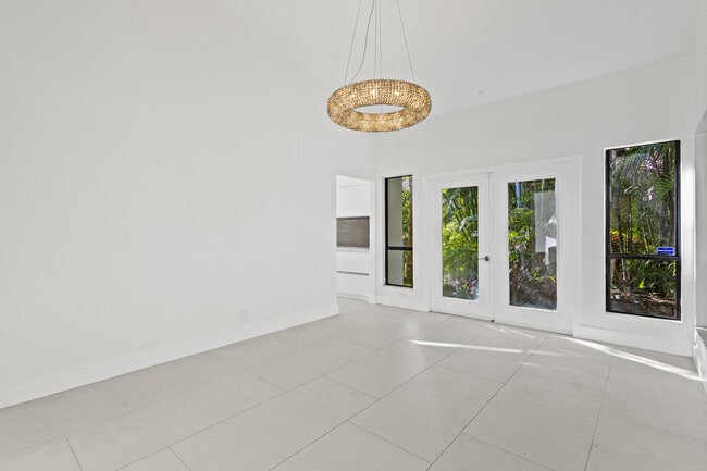Building Photo - 4798 NW 25th Way
