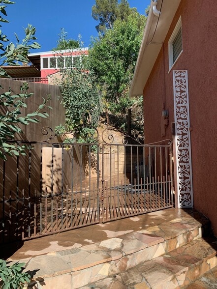 Side gate into backyard - 10458 Pearson Pl